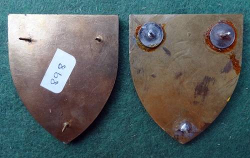 Pair of Regiment Edenvale Flash 3 pins (21)