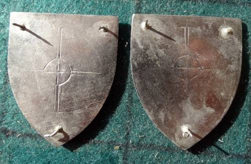 Pair of SADF Group 18 HQ Flashes .Pins Intact (22)
