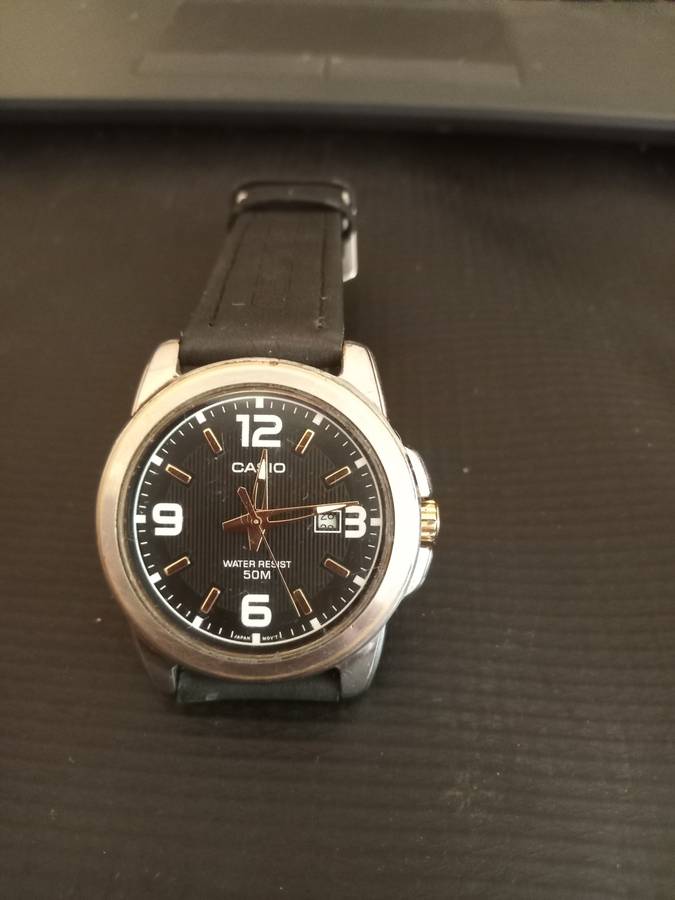 Casio 2784 mens wristwatch 100% working