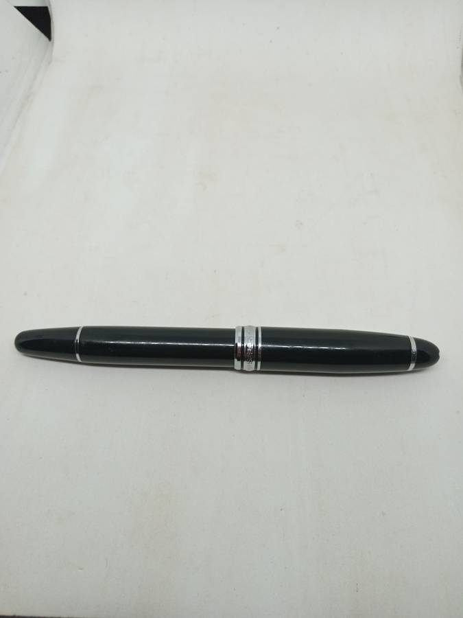 Mont Blanc Ink pen (BLACK)