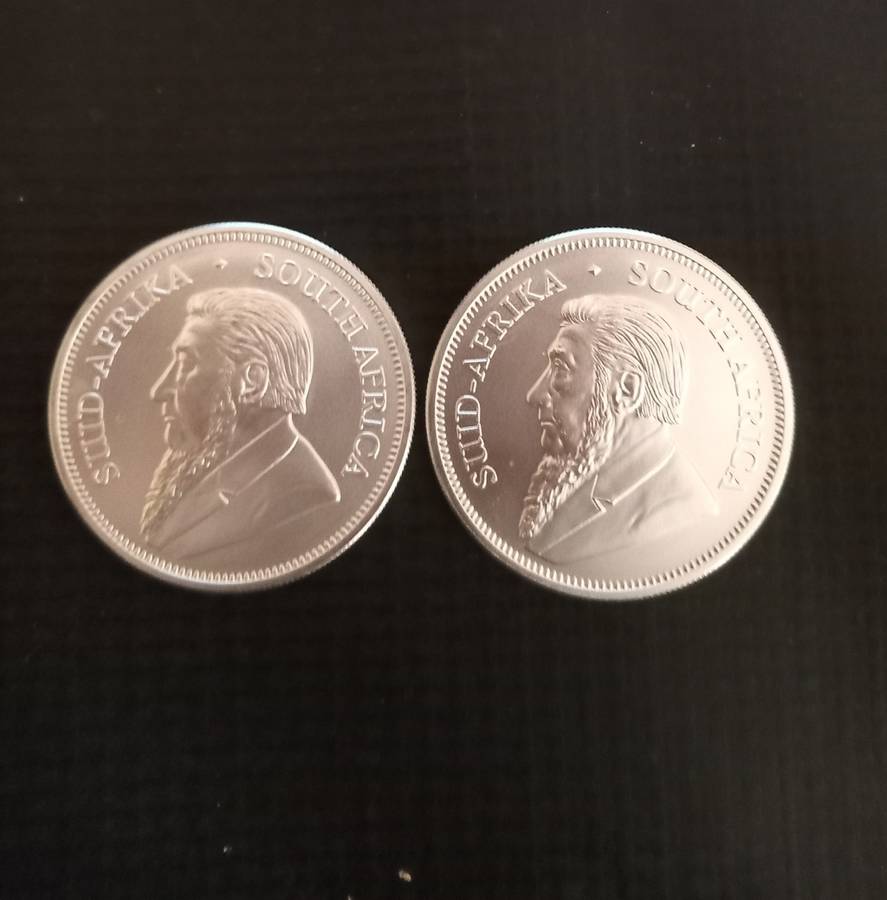 Two 2019 Uncirculated 1 Onz Silver Krugerrand.