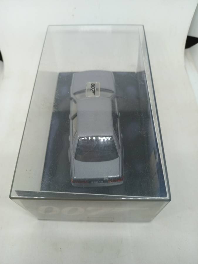 Audi 200 Quattro - The living daylight 007 Edition. Sealed with book