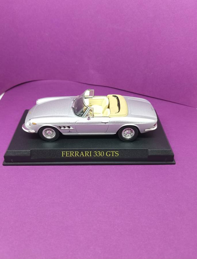 Ferrari Official Product: Ferrari330 GTS -  Die Cast Model 1:43