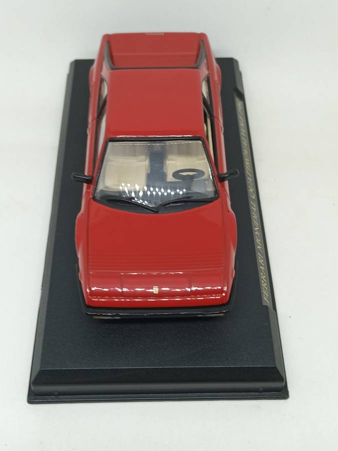 Universal Hobbies Official Ferrari Mondial Quattrovalvole - 1982 - Scale 1/43