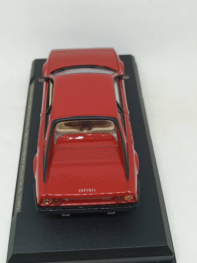 Universal Hobbies Official Ferrari Mondial Quattrovalvole - 1982 - Scale 1/43
