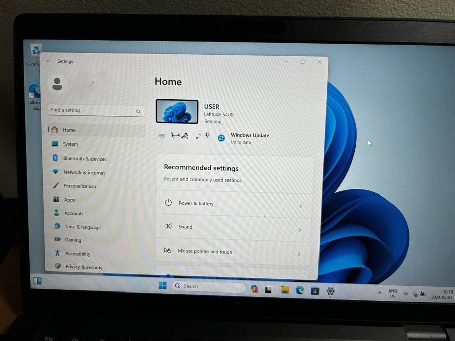 Dell Latitude 5400 Core i5 8th Gen 256GB NVMe 8GB RAM Win 11 Pro *EXCELLENT VALUE*