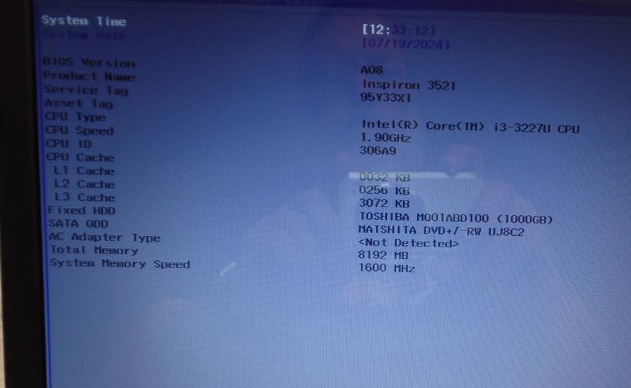 Dell Inspiron 3521 Core i3 1TB HDD 8GB RAM Windows 10 Pro