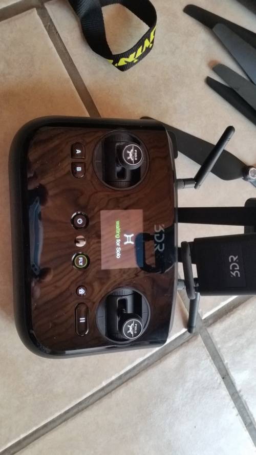 dr3 solo drone almost brand new only flown a few times