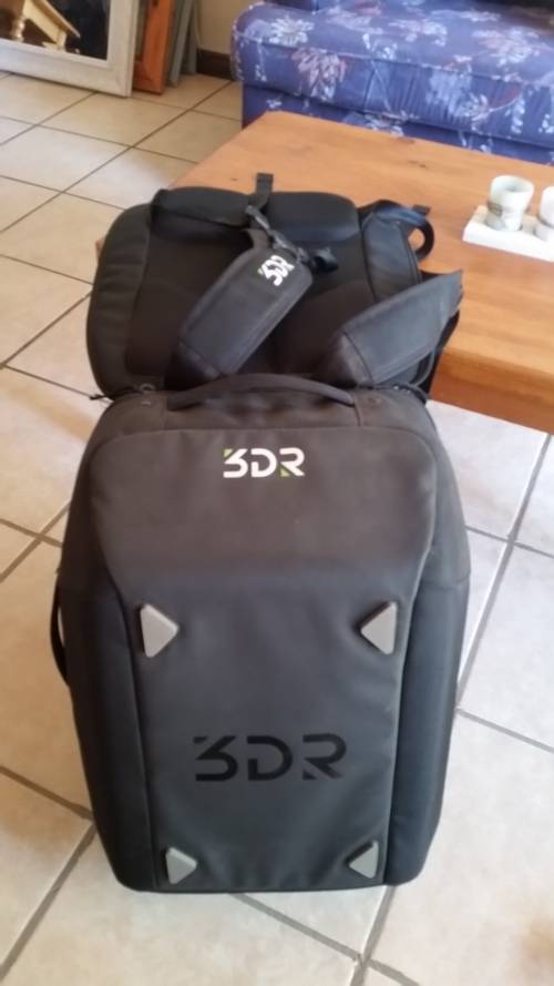 dr3 solo drone almost brand new only flown a few times