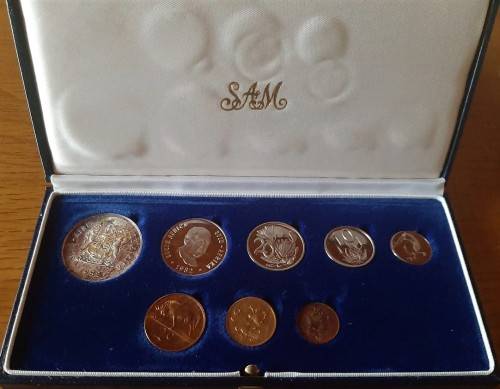 1982 Proof Set in Original S.A.Mint Box with Silver R 1