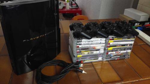 PS3 Phat - 250Gb + 18 Games