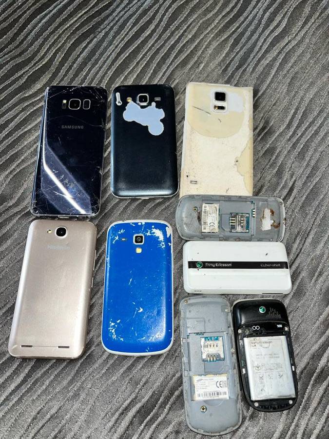 Box Load Cellphone and Tablets