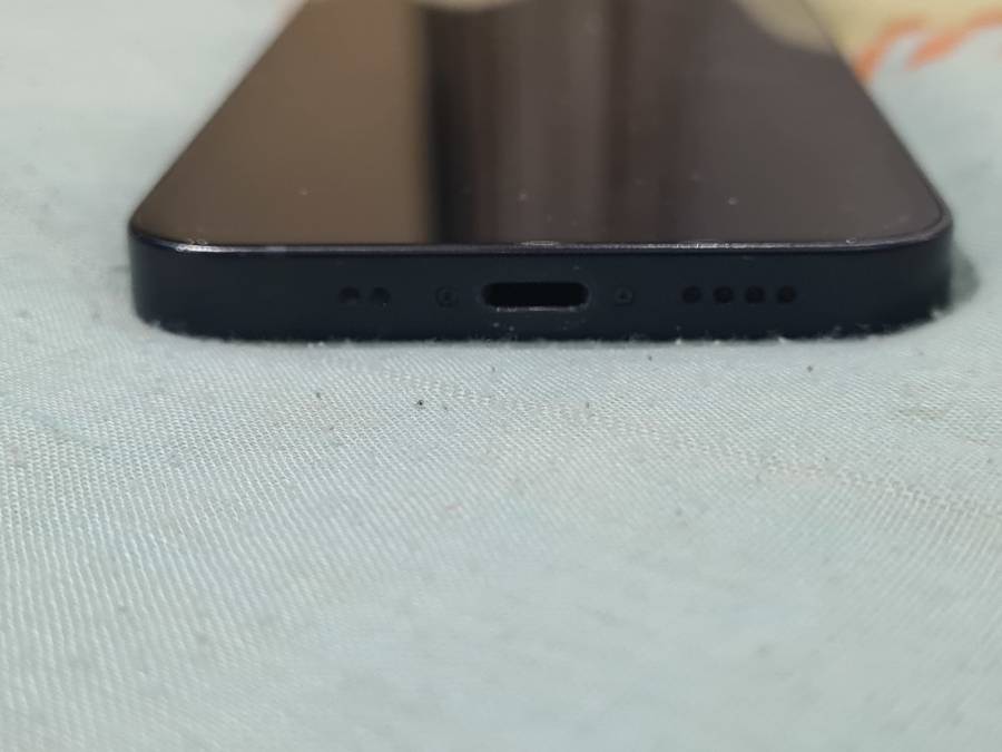 iPhone 12 mini - Black- 64GB - Very Good Condition
