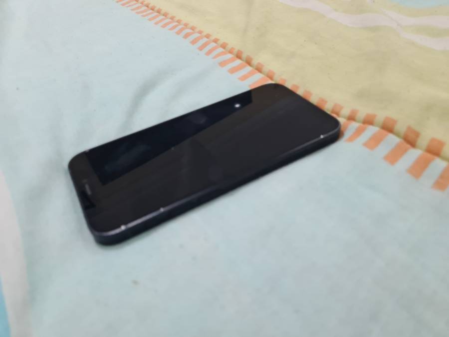 iPhone 12 mini - Black- 64GB - Very Good Condition