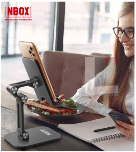 DESKTOP COMPACT FOLDING ADJUSTABLE SMARTPHONE / TABLET / IPAD HOLDER / STAND / MOUNT