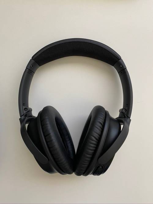 Bose QuietComfort 35 Acoustic Noise Cancelling Headphones