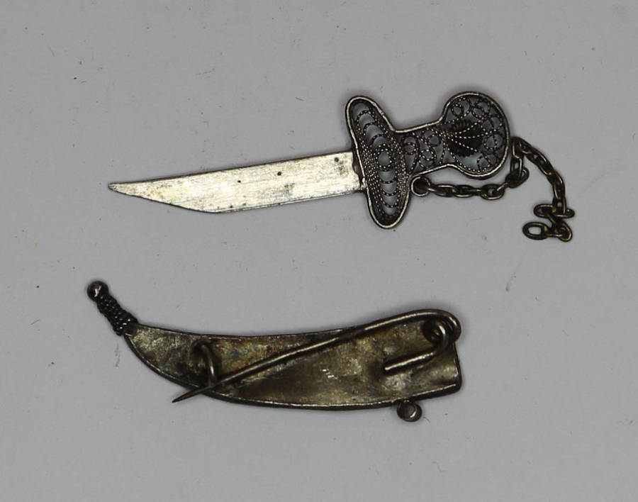 Antique Turkish vintage silver filigree sword brooch pin EF