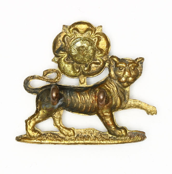 The Leichestershire Regiment collar badge