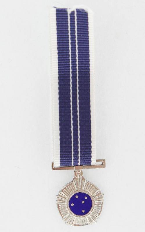 Miniature Southern Cross Medal EF (Marked Silver)