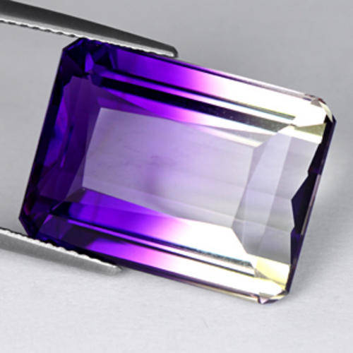 MAGNIFFICENT 19.63 ct  EMERALD CUT AMETRINE  Gemstone