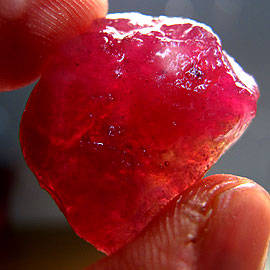 GIANT 60.60 ct ROUGH TOP BLOOD RED NATURAL RUBY AMAZING