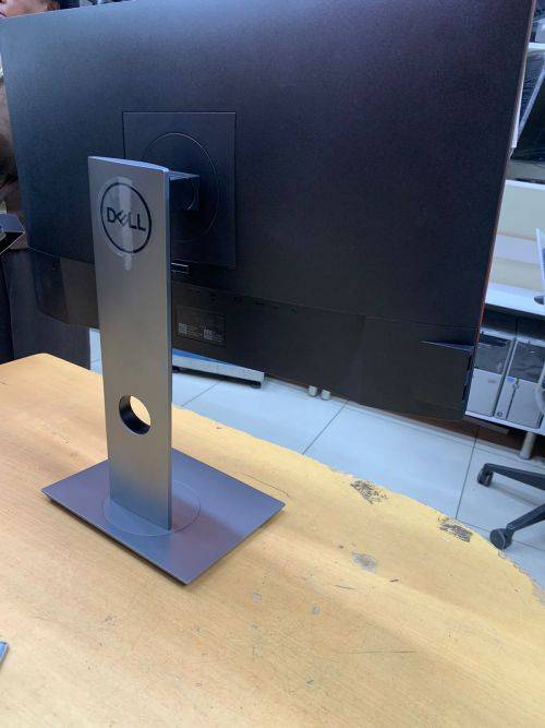 Dell P2422HE 24-inch 1920 x 1080p FHD 60Hz 8ms LCD Monitor