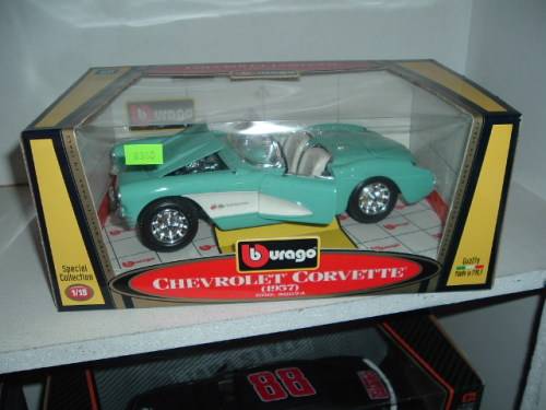 CORVETTE 1957