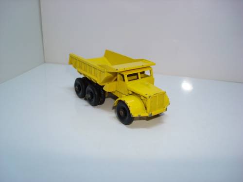 MATCHBOX DUMP TRUCK