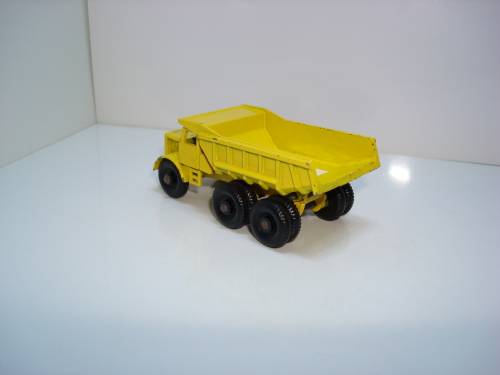 MATCHBOX DUMP TRUCK