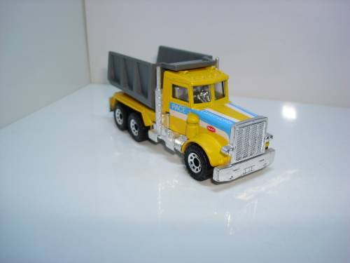 MATCHBOX PETERBILT