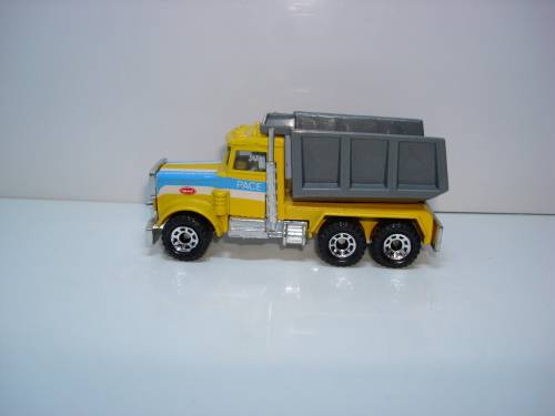 MATCHBOX PETERBILT