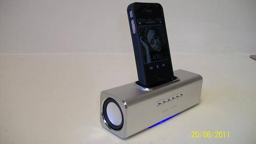 Docking, Speaker System for iPhone4, PC's, Micro SD, Etc