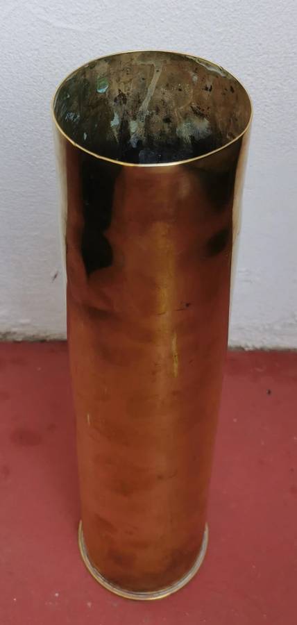 Large brass WW1 1918 French 75mm field gun artillery shell