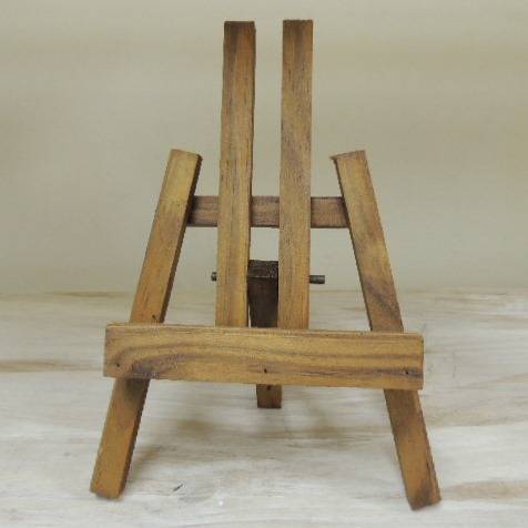 SMALL EASEL