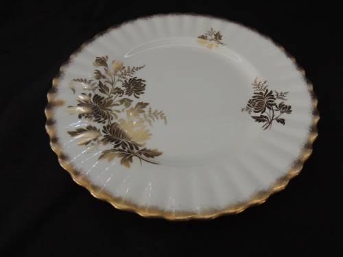 ROYAL ALBERT PLATES 18CM - "GOLDEN GLORY"