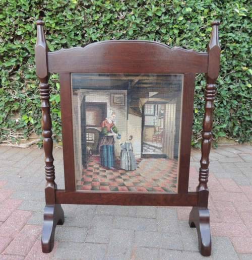 MAHOGANY TAPESTRY FIRESCREEN