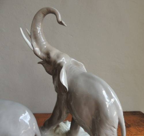 LLADRO ELEPHANT FAMILY GROUP - Simply stunning , Price reduced