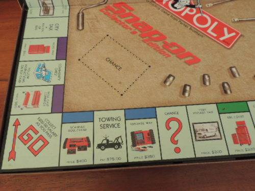 MONOPOLY SET - SNAP ON