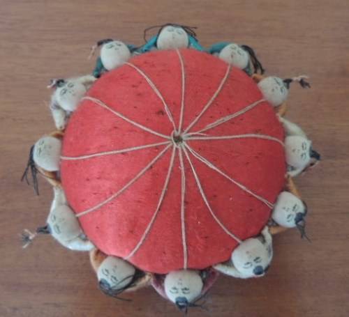 VINTAGE PIN CUSHION
