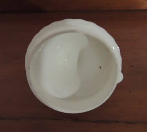 ROYAL ALBERT MEDIUM TEA POT - "OLD COUNTRY ROSES"