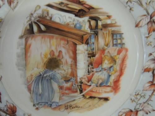 ROYAL DOULTON BRAMBLY HEDGE 20.5 cm PLATE - "WINTER"