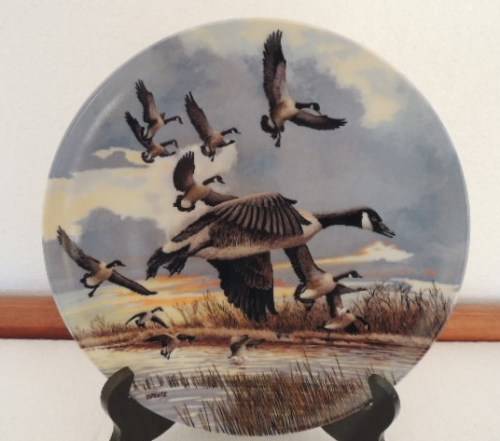 DOMINION CHINA LTD ONTARIA CANADA PLATE - "THE LANDING" - BOXED WITH COA