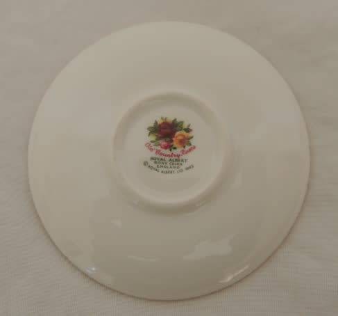 ROYAL ALBERT MINIATURE SAUCER - "OLD COUNTRY ROSES"