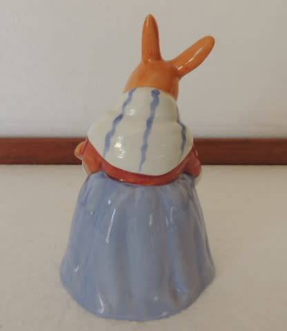 ROYAL DOULTON BUNNYKINS FIGURINE - "MOTHER BUNNYKINS' - LIMITED EDITION OF 500