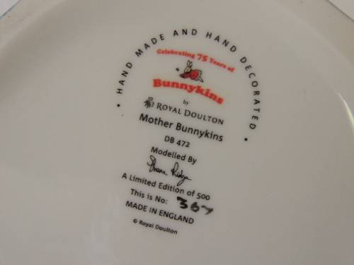 ROYAL DOULTON BUNNYKINS FIGURINE - "MOTHER BUNNYKINS' - LIMITED EDITION OF 500
