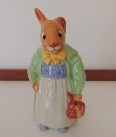 ROYAL DOULTON BUNNYKINS FIGURINE - "FARMER BUNNYKINS' - LIMITED EDITION OF 500