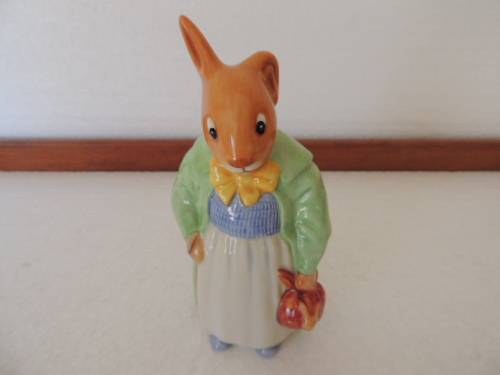 ROYAL DOULTON BUNNYKINS FIGURINE - "FARMER BUNNYKINS' - LIMITED EDITION OF 500