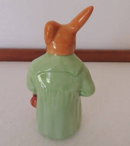 ROYAL DOULTON BUNNYKINS FIGURINE - "FARMER BUNNYKINS' - LIMITED EDITION OF 500