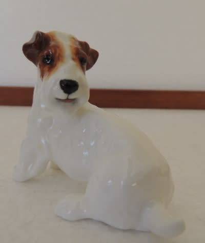 ROYAL DOULTON SEALYHAM SEATED - HN2508