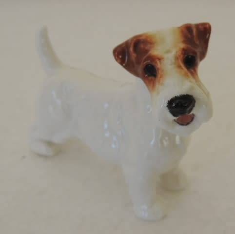 ROYAL DOULTON SEALYHAM STANDING - HN2509